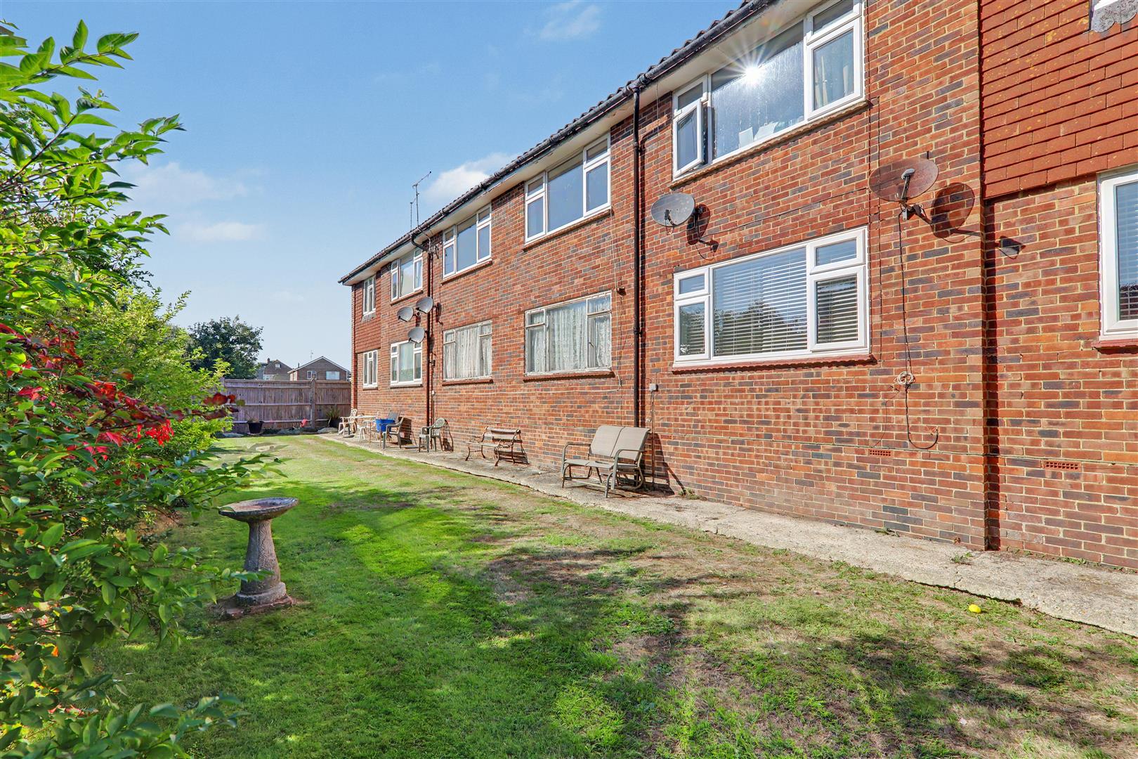 Flat - Purpose Built | Chancton Close, Worthing | To Let